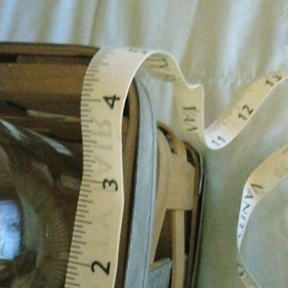 Farmhouse Style Decor  - Picture 5 of 5